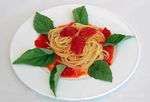 spaghetti_al_pomodoro_e_basilico_mod.jpg