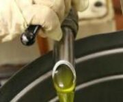 olio-di-oliva-arresti-carabinieri_11062012