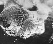 hindenburg-explodes