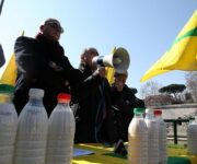 protesta_quote_latte