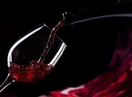 Un calice di vino rosso