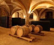 Cantina_per_fermentazione_in_botte_Fototeca_CIVC
