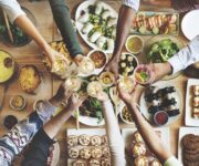 TOP_10_REGOLE_DI_BON_TON_PI_BIZZARRE