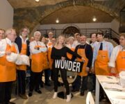 Rossana_Bettini_e_il_suo_team_di_vip