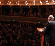 oscar_farinetti_lezione_teatro_massimo