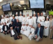 Foto_di_gruppo_con_Comitato_scientifico_e_docenti