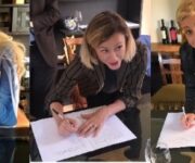 Firma-acquisto-LeMacioche-sorelle-Cotarella