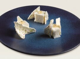 Marshmallow_di_Grana_Padano_riserva_crema_di_pere_e_gin