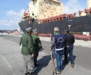 controlli_nave_grano_pozzallo_2