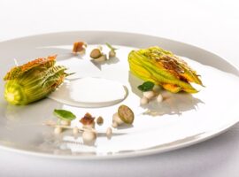 carne_cruda_fiori_di_zucca_e_alici_-_Raw_meat_zucchini_flowers_and_anchovies_Ph_-4493