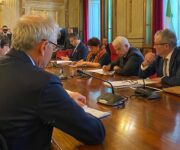 Incontro_filiera_vino_con_ministra_Bellanova