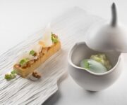 CREMA_CATALANA_AL_CEDRO_E_LIQUIRIZIA_FONDUTA_DI_PROVOLONE_DEL_MONACO_E_NOCI