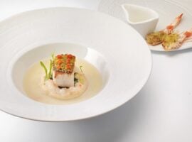 Trancio_di_scorfano_gratinato_scampi_e_purea_di_fagioli_di_Controne