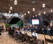 La_degustazione_nella_sala_riunioni