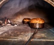 Pervaso_-_Foto_panettone_cotto_a_legna