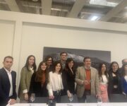 La “Next Generation” in posa per la foto di rito