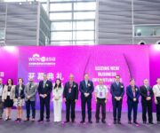 Taglio del nastro di Wine to Asia