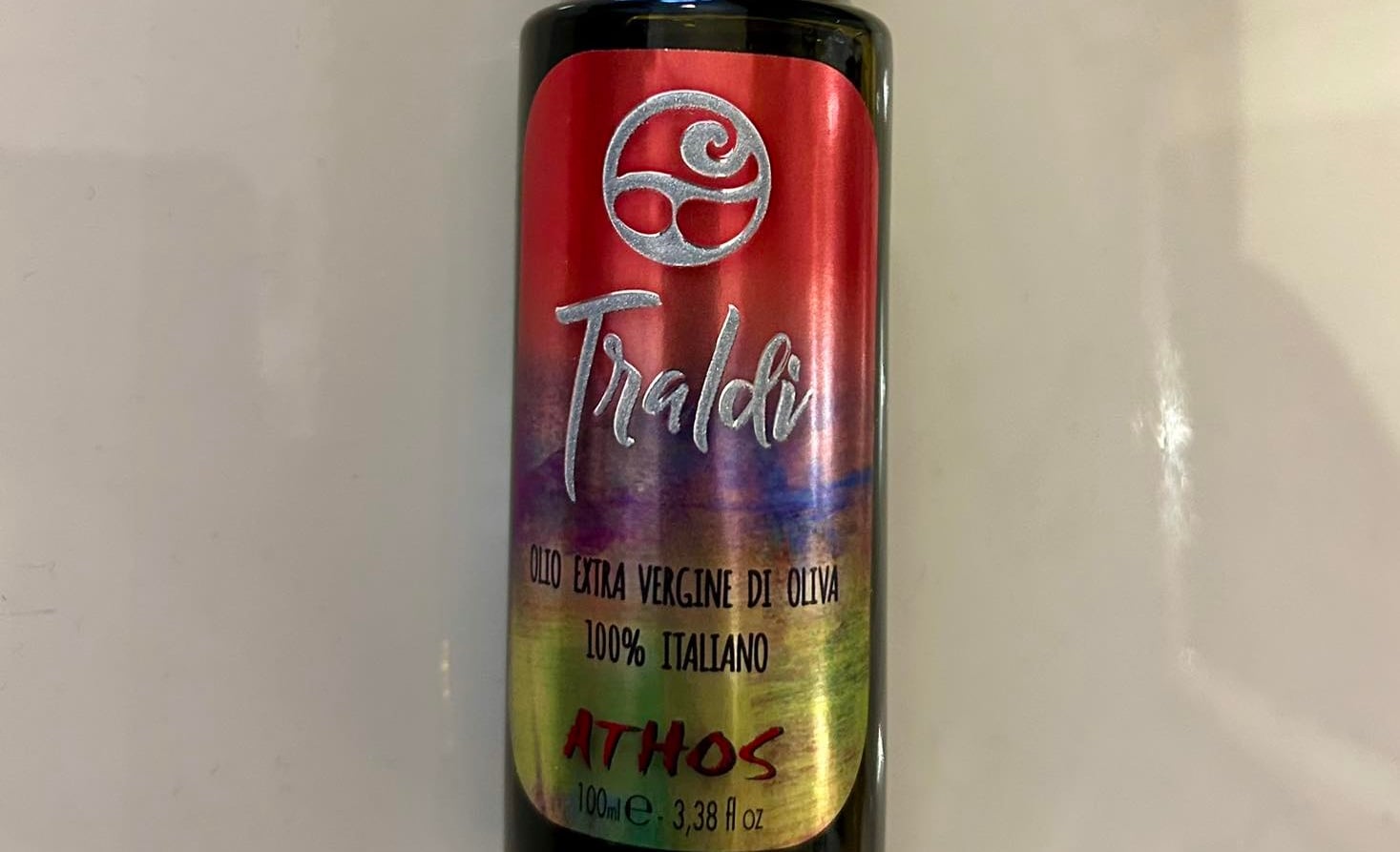 L’etichetta dell’olio Athos