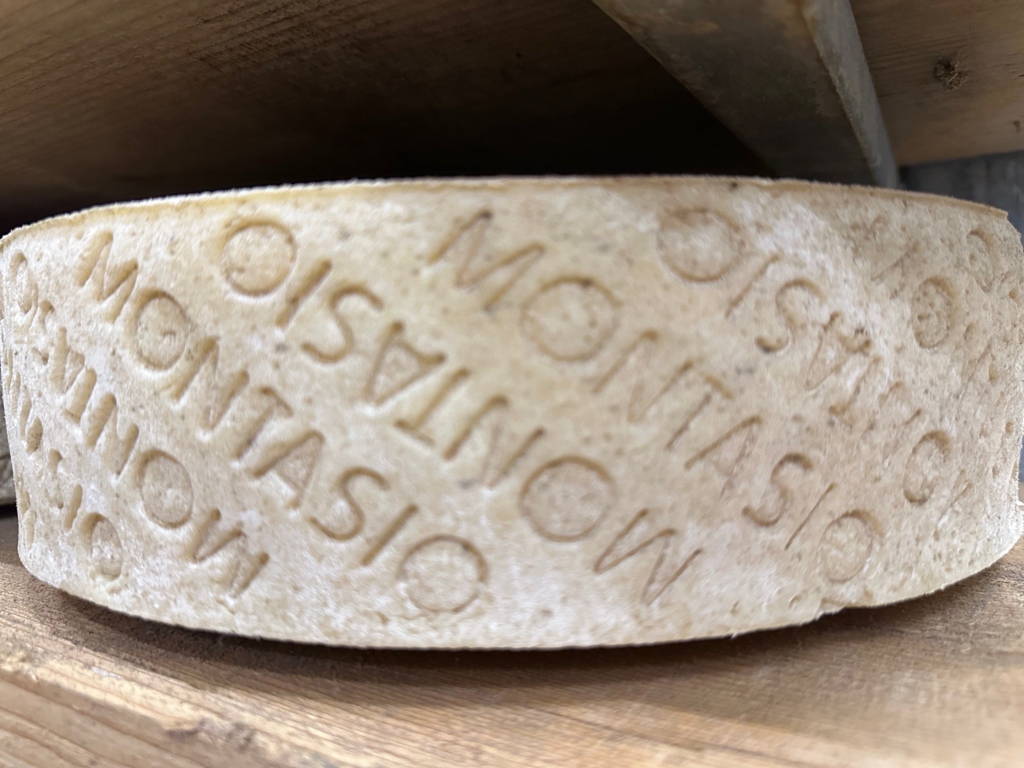 Il formaggio Montasio Dop