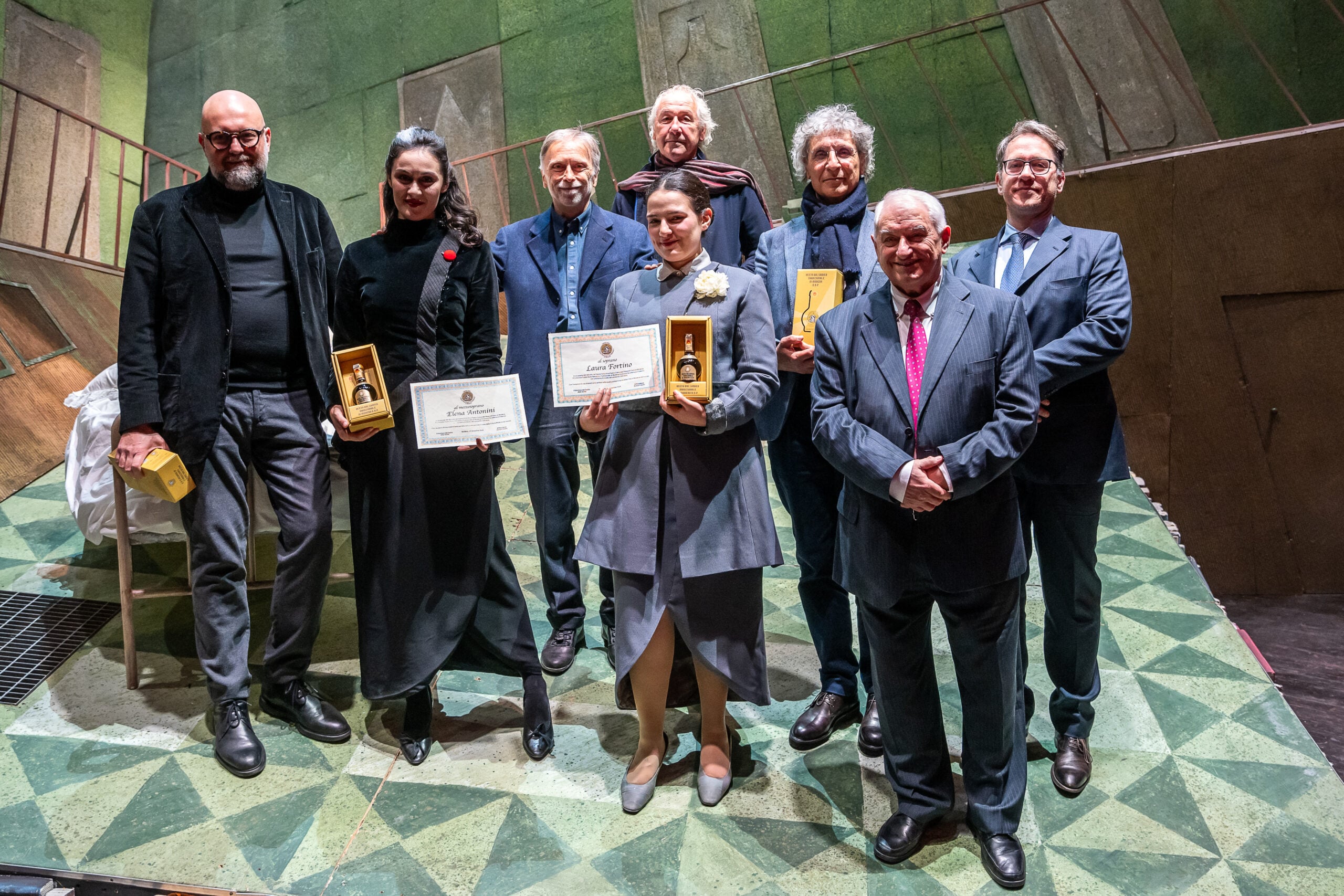 La consegna delle borse di studio