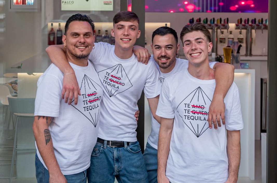 I ragazzi del nuovo locale Palco