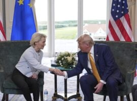 L’incontro fra Ursula von der Leyen e Donald Trump