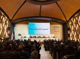 Carlo Sangalli e la platea del FIPE