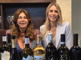 Da sinistra Angela e Marianna Velenosi