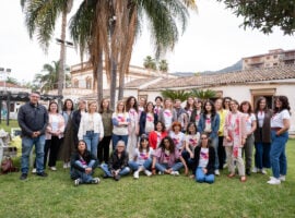 Foto di gruppo delle partecipanti al progetto Donne Smart nel Wine & Food