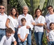 Da sinistra Salvatore Di Trapani, Federica Pellegrino, Francesco Pellegrino, Lara Creuso, Irene Pellegrino e i piccoli Samuele, Simone e Sofia, figli di Salvatore e Federica