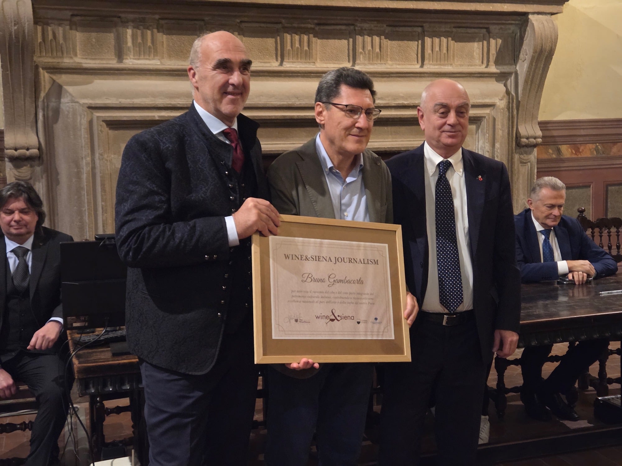 Wine&Siena, la premiazione di Bruno Gambacorta, l’ideatore di Tg2 Eat parade