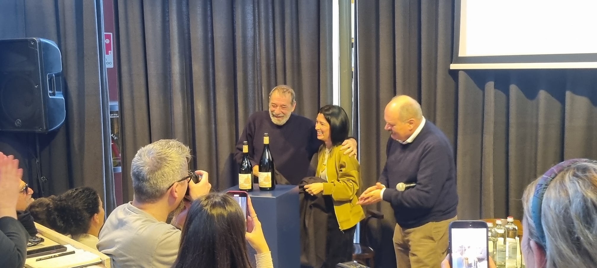 Da sinistra Emanuele Trevi, Elisa Macellari e Oscar Farinetti