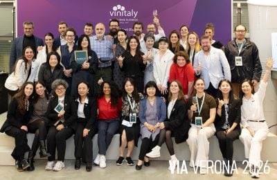 I 32 nuovi Italian Wine Ambassadors nominati al VIA Verona 2026