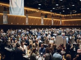 La sala Rheingoldhalle alla Weinbörse di Mainz / VDP