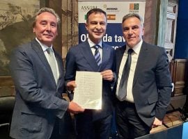 Antonio De Mora, Kostas Zoukas, Angelo Moreschini