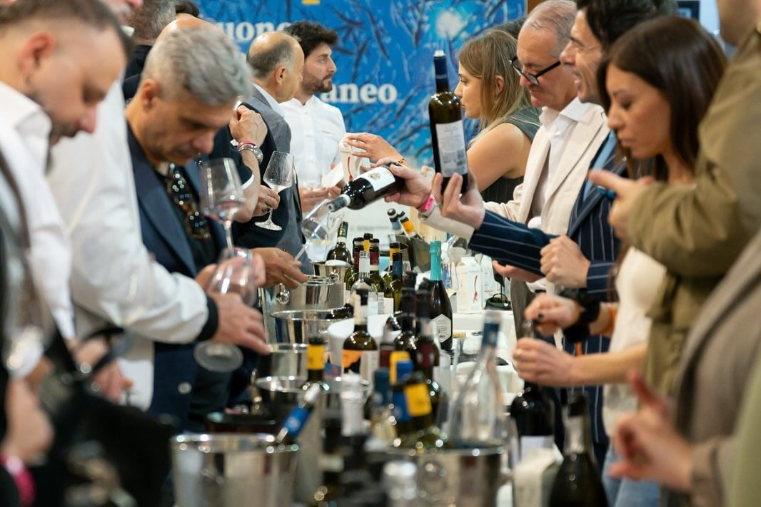 Vitigno Italia, immagine di una degustazione