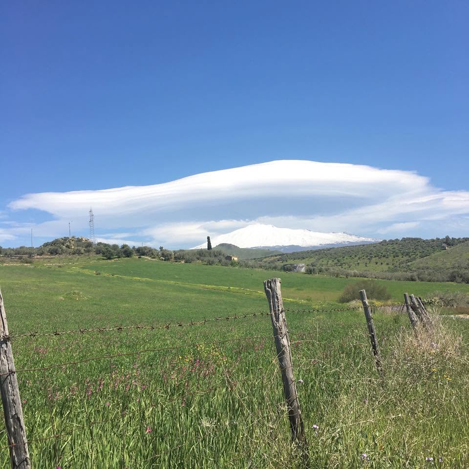 Il vulcano Etna visto da Grottafumata