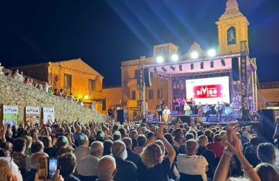 Piazza Castello, il DiVino Festival di Castelbuono