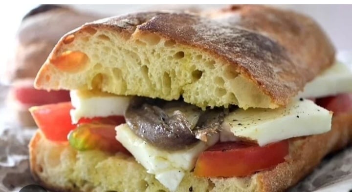 Il pane cunzato