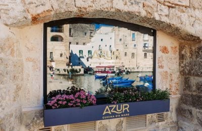 L’esterno di Azur
