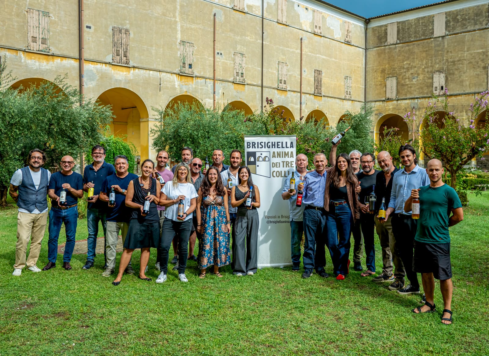 Foto di gruppo con i produttori