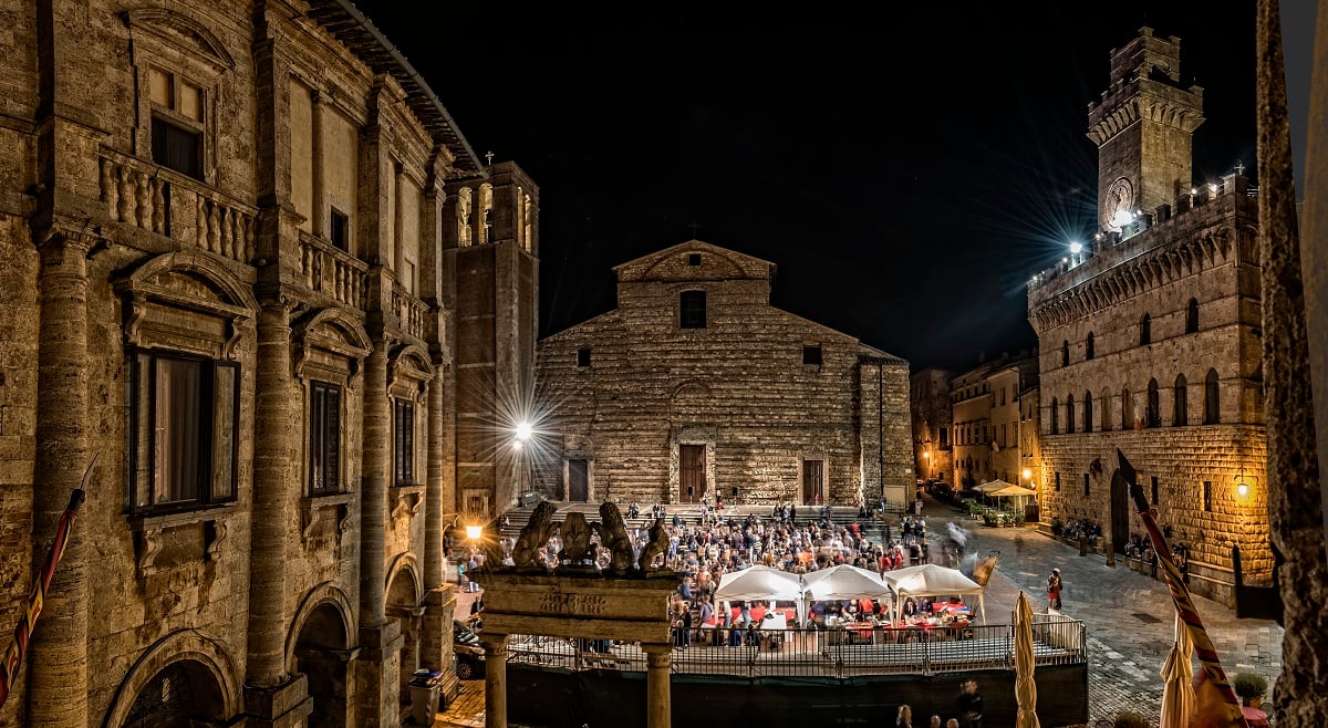 Cantine in piazza