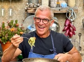 Max Mariola