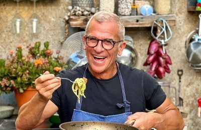 Max Mariola