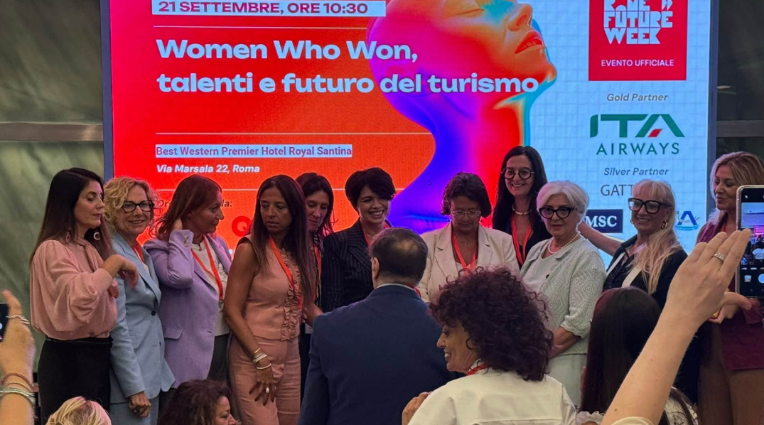 Un momento della premiazione – foto Facebook Tiziana Magrì