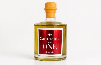 La bottiglia dell’olio extravergine di oliva The One di Comincioli