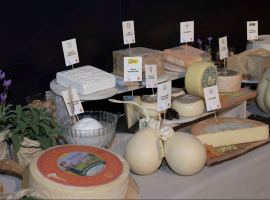 I formaggi italiani alla conquista di Parigi: degustazioni e show cooking al Sial in programma nella capitale francese