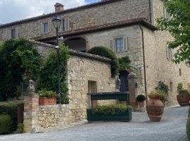 Borgo San Felice, l’entrata