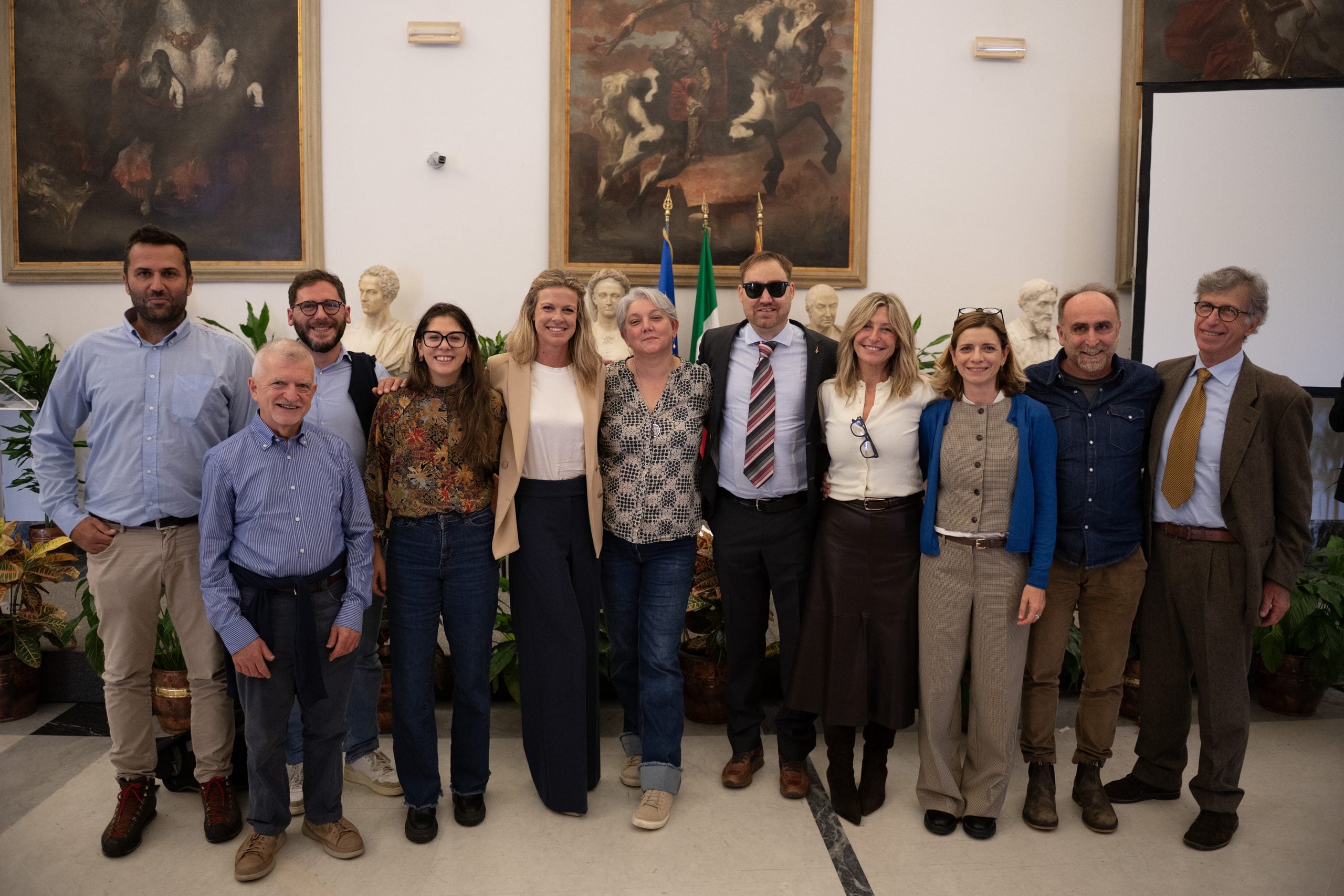 Fivi, i vignaioli in una foto di gruppo dopo l’incontro