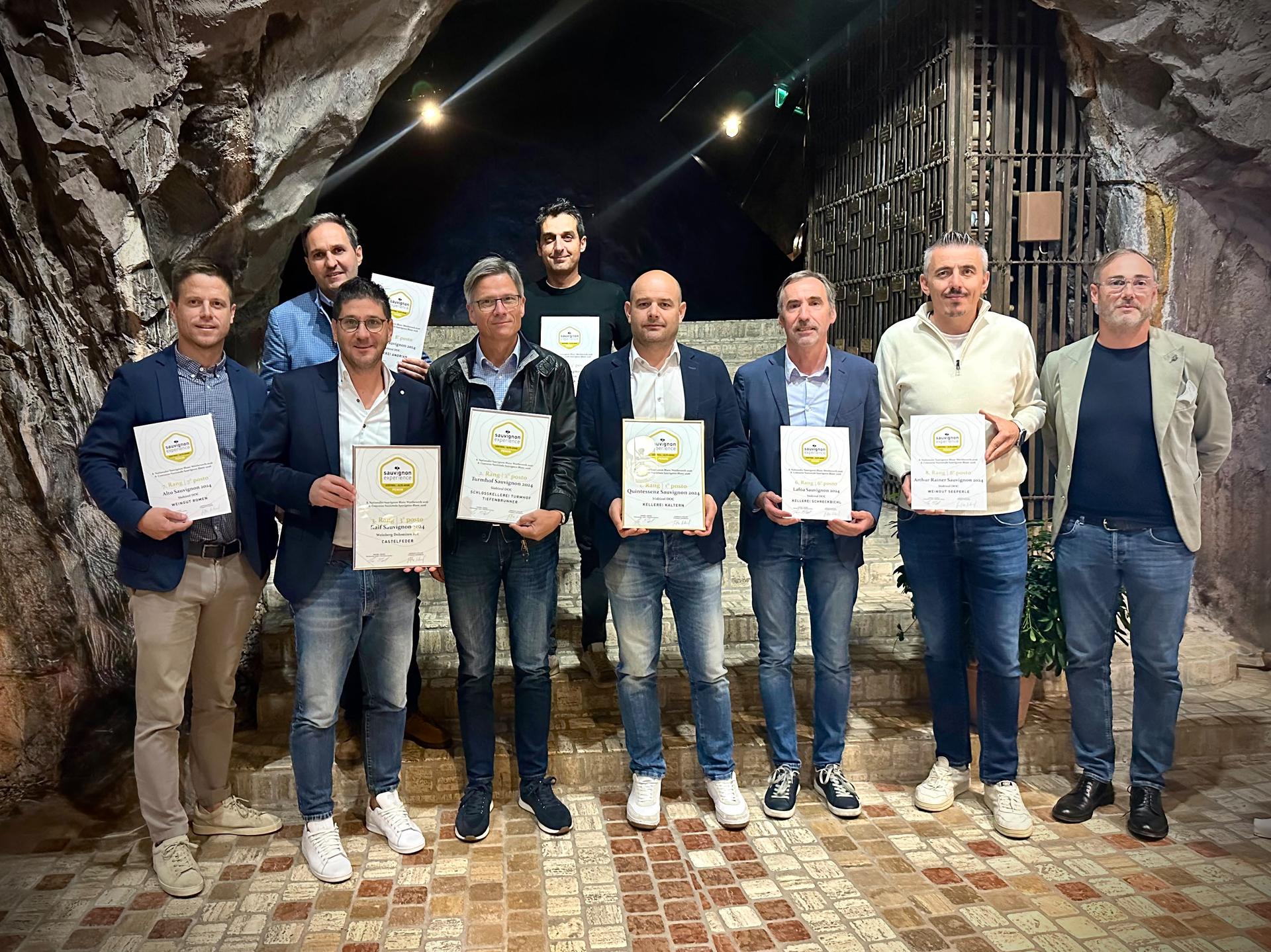 Foto con i premiati